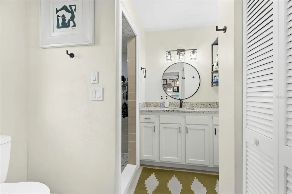 6513 29th Avenue W Bradenton FL 34209