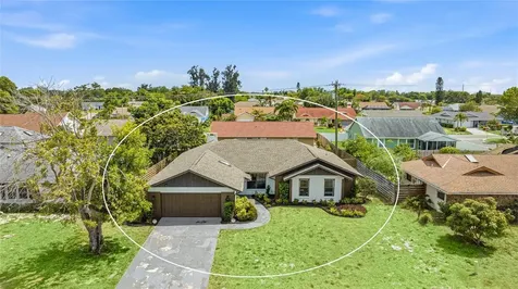 6513 29th Avenue W Bradenton FL 34209