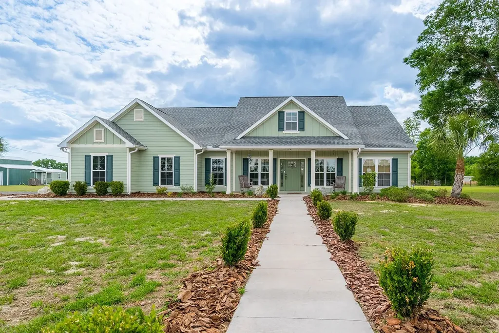 5739 SW County Road 341 Trenton FL 32693