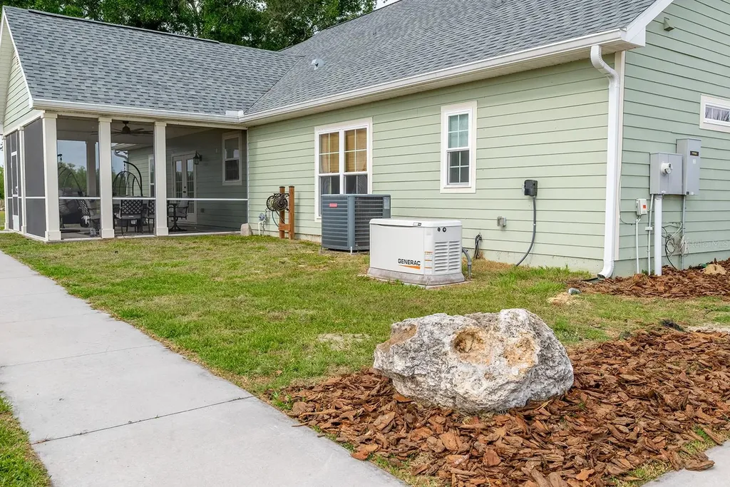 5739 SW County Road 341 Trenton FL 32693