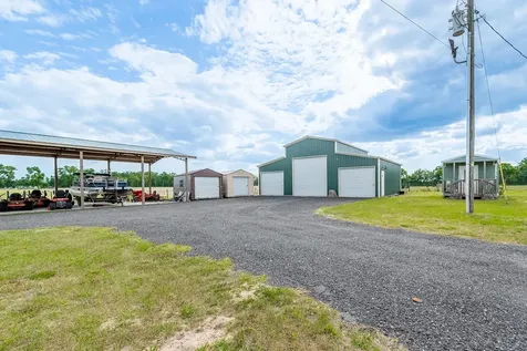 5739 SW County Road 341 Trenton FL 32693