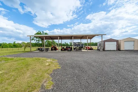 5739 SW County Road 341 Trenton FL 32693