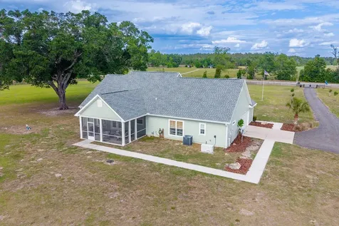 5739 SW County Road 341 Trenton FL 32693