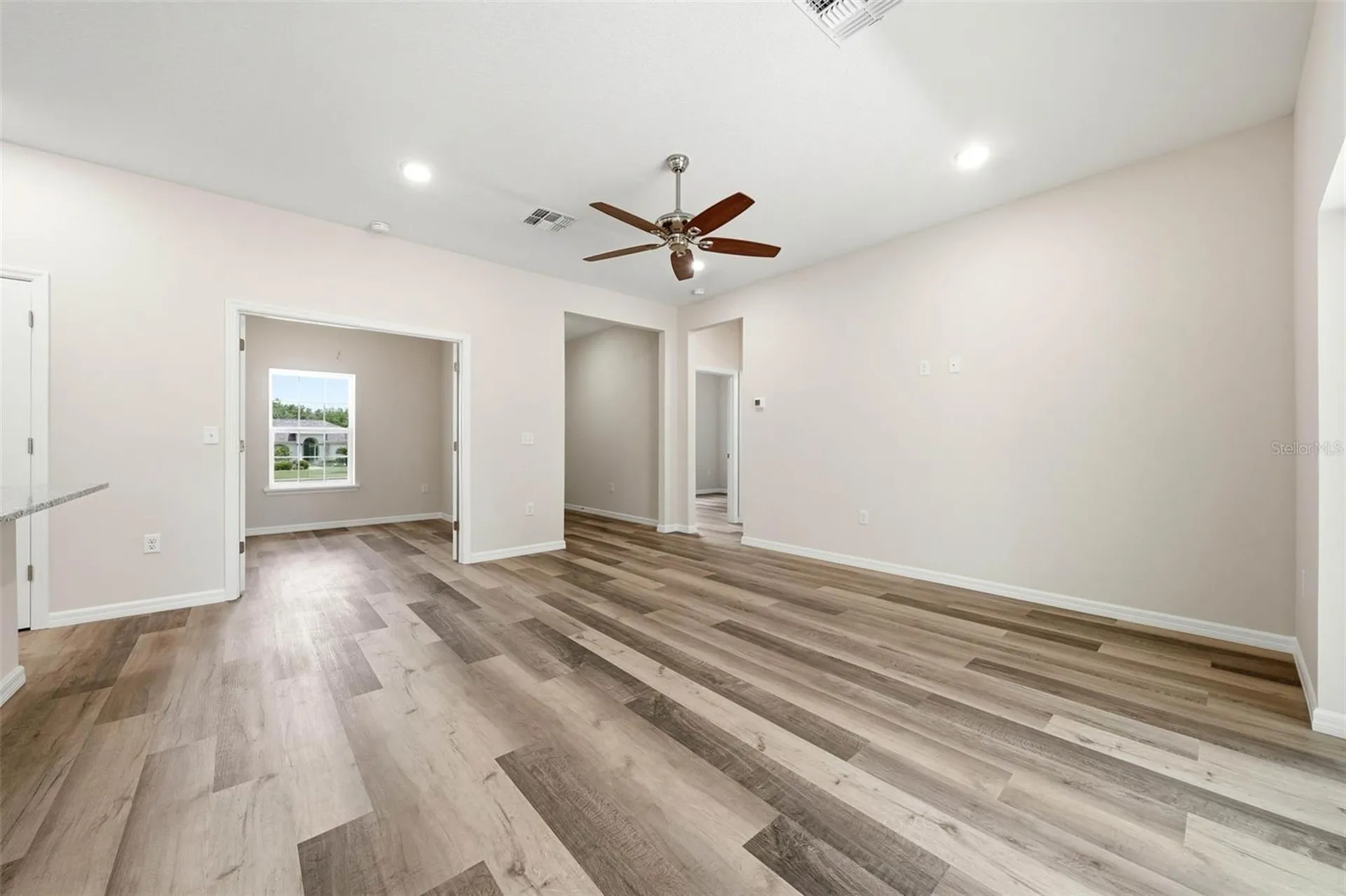 13404 New York Avenue Astatula FL 34705