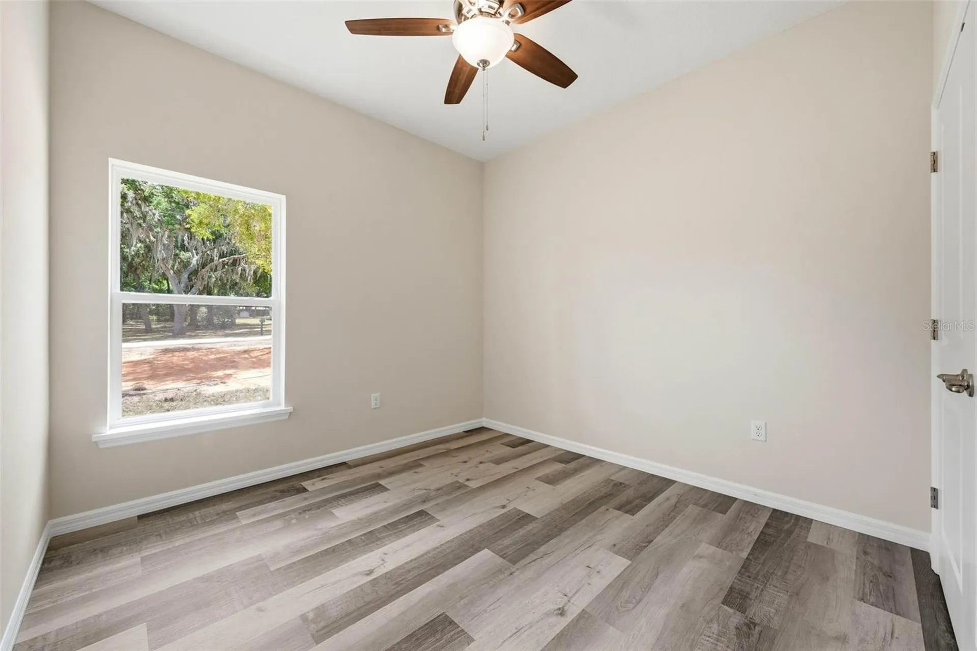 13404 New York Avenue Astatula FL 34705
