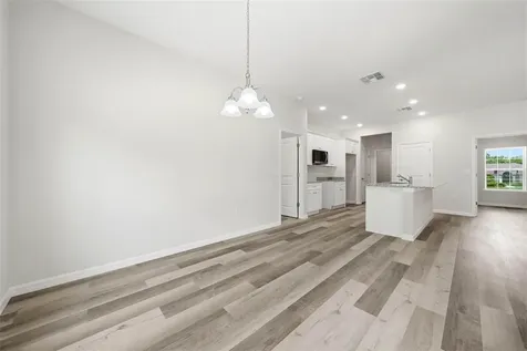 13404 New York Avenue Astatula FL 34705
