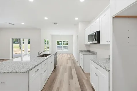 13404 New York Avenue Astatula FL 34705