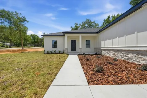 13404 New York Avenue Astatula FL 34705