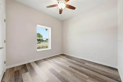13404 New York Avenue Astatula FL 34705