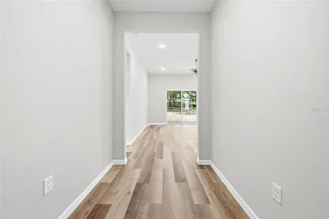 13404 New York Avenue Astatula FL 34705