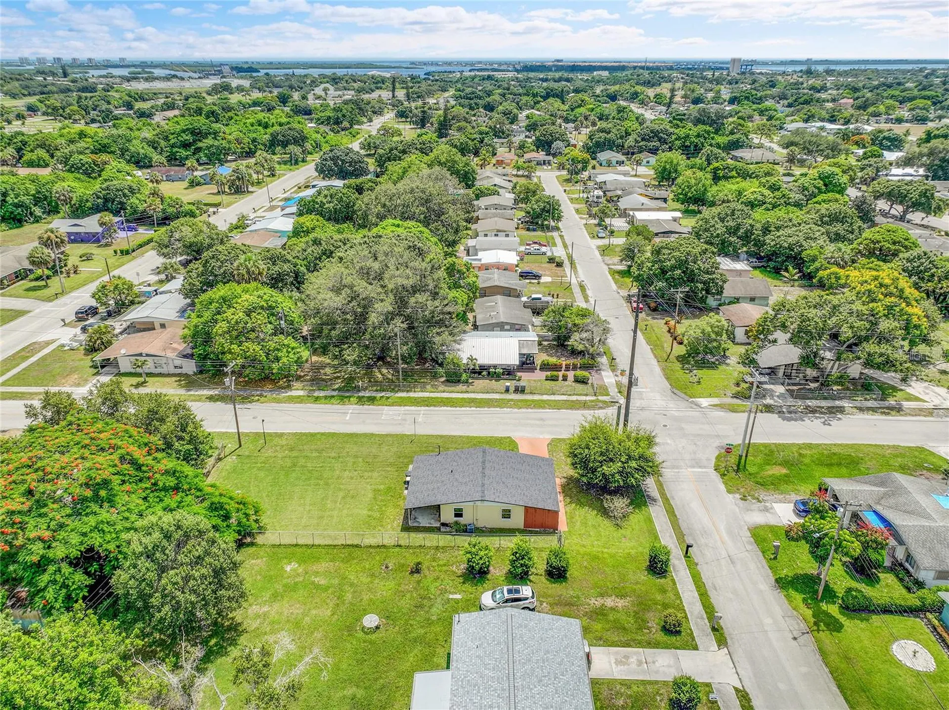 2102 Avenue P Fort Pierce FL 34950