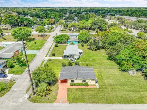 2102 Avenue P Fort Pierce FL 34950