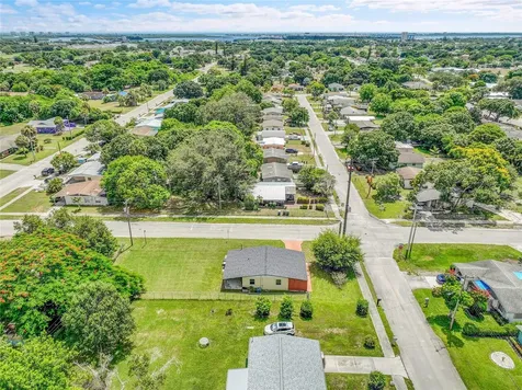 2102 Avenue P Fort Pierce FL 34950
