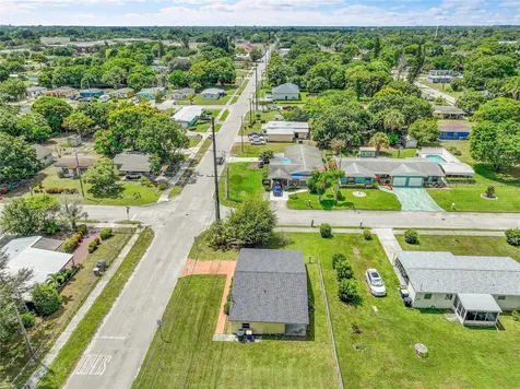 2102 Avenue P Fort Pierce FL 34950