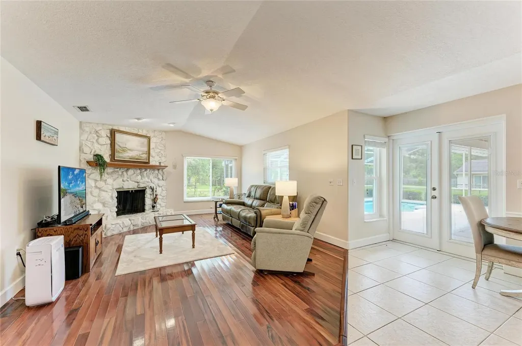 6109 26th Avenue E Bradenton FL 34208