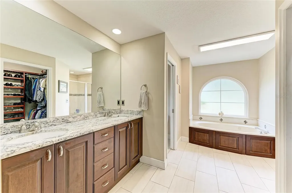 6109 26th Avenue E Bradenton FL 34208