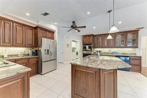 6109 26th Avenue E Bradenton FL 34208