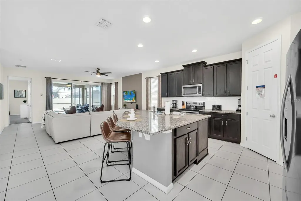 9009 Egret Mills Terrace Kissimmee FL 34747