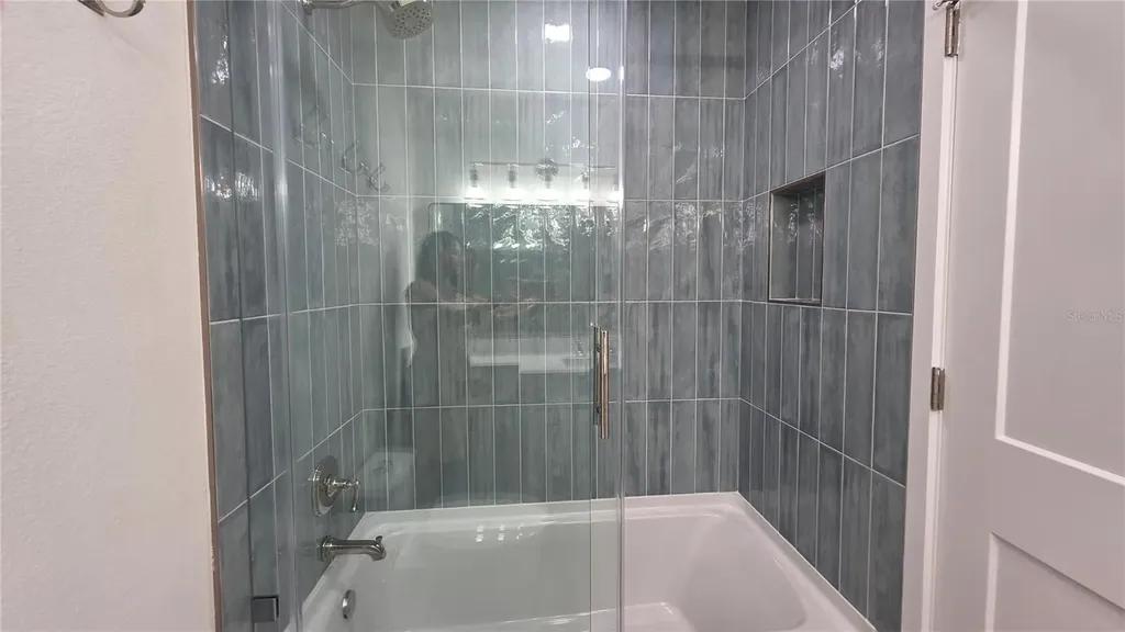 6817 11th Avenue NW Bradenton FL 34209