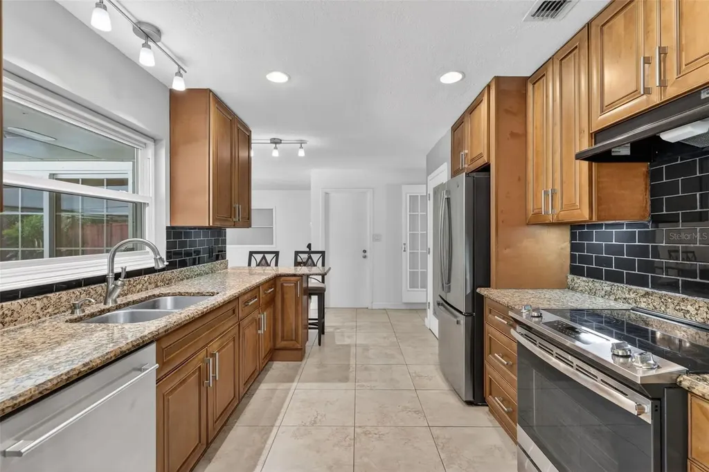 2102 Winnebego Trail Fern Park FL 32730