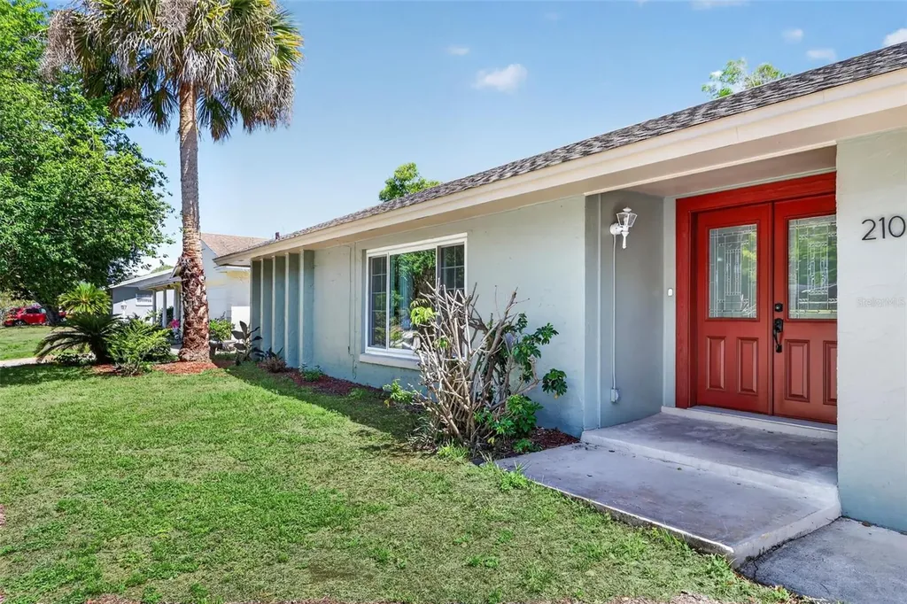2102 Winnebego Trail Fern Park FL 32730