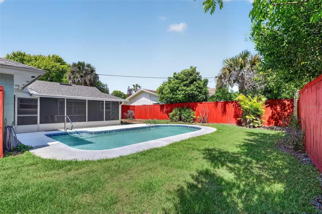 2102 Winnebego Trail Fern Park FL 32730