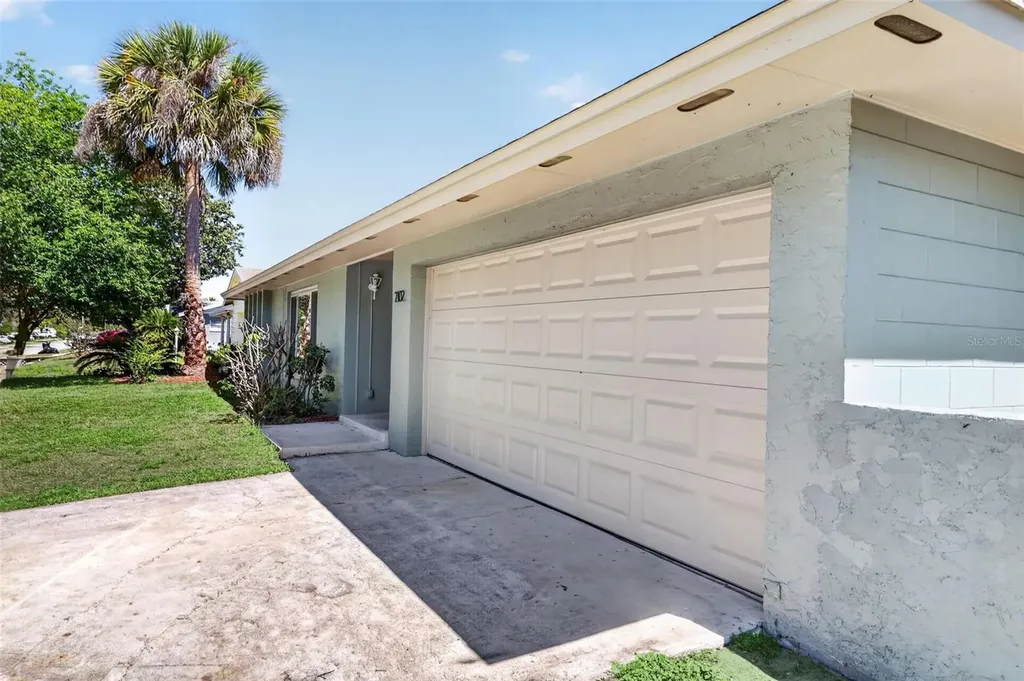 2102 Winnebego Trail Fern Park FL 32730