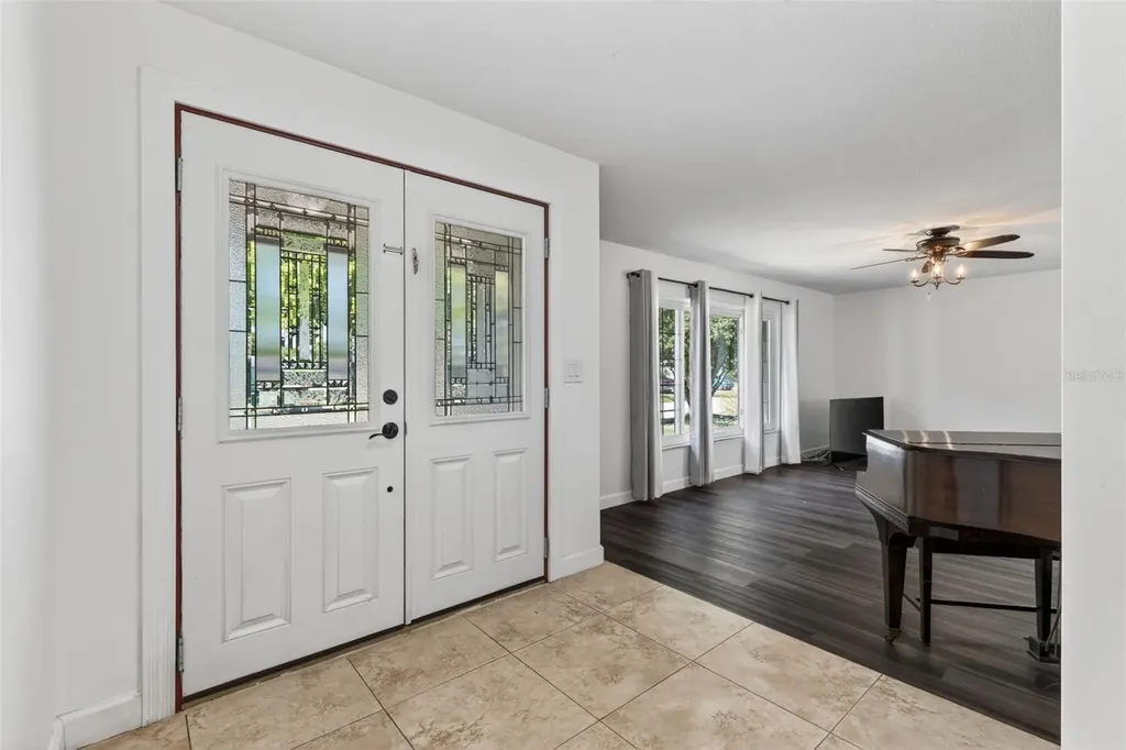 2102 Winnebego Trail Fern Park FL 32730