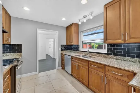 2102 Winnebego Trail Fern Park FL 32730