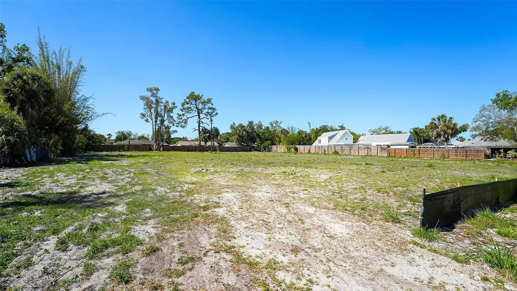 2424 Ashton Road Sarasota FL 34231