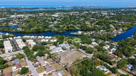 2424 Ashton Road Sarasota FL 34231