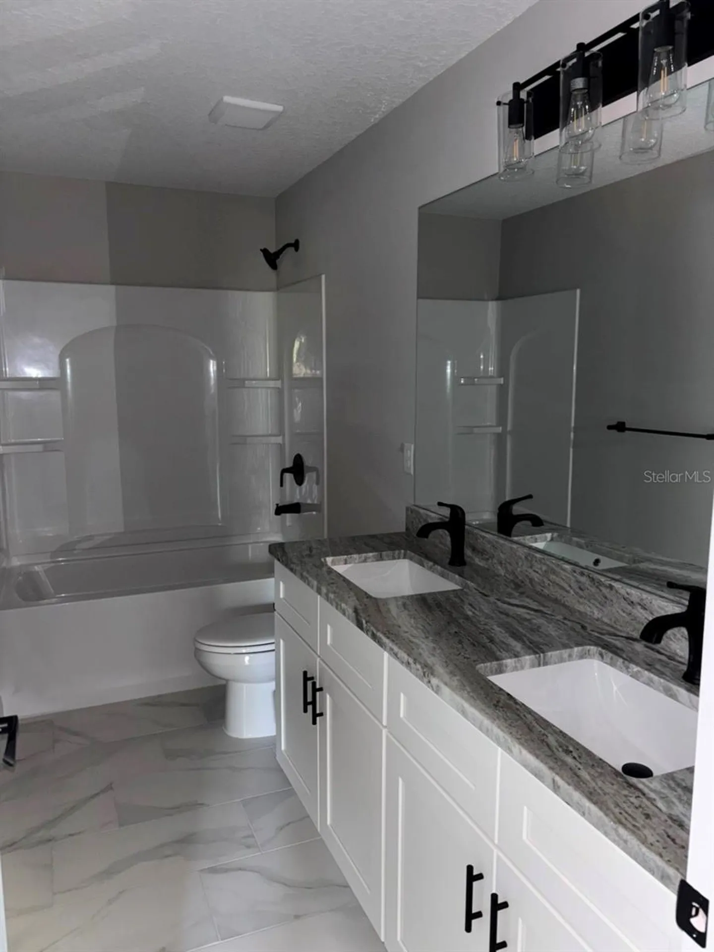 2538 W Dellwood Street Dunnellon FL 34434