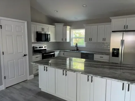 2538 W Dellwood Street Dunnellon FL 34434