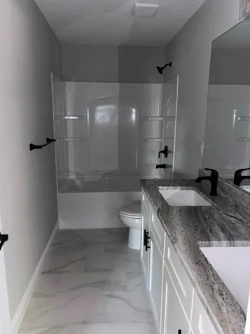2538 W Dellwood Street Dunnellon FL 34434