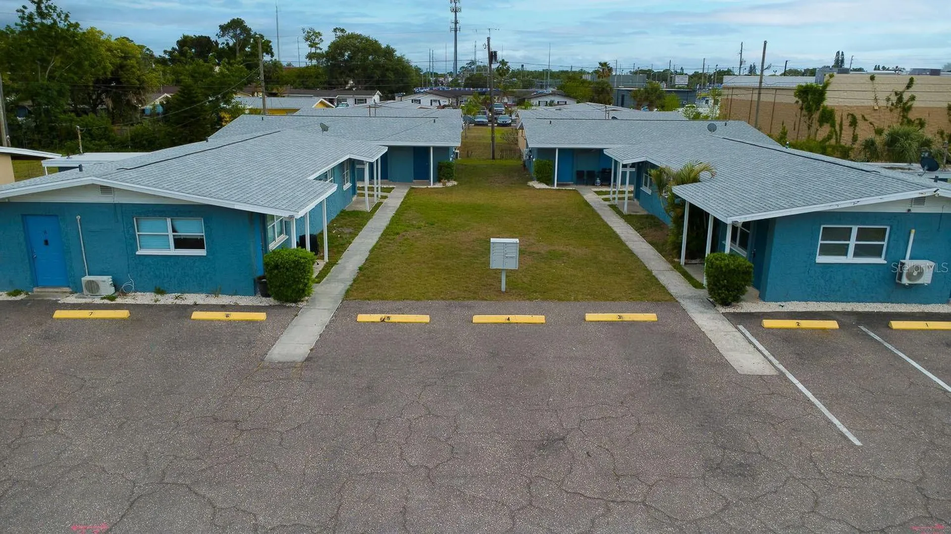 6538 42nd Avenue N St Petersburg FL 33709