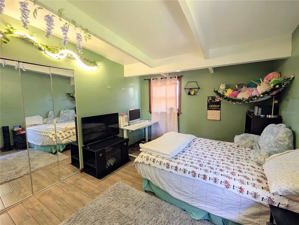 1519 Chandler Avenue Clearwater FL 33755
