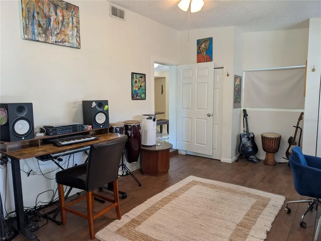 1519 Chandler Avenue Clearwater FL 33755