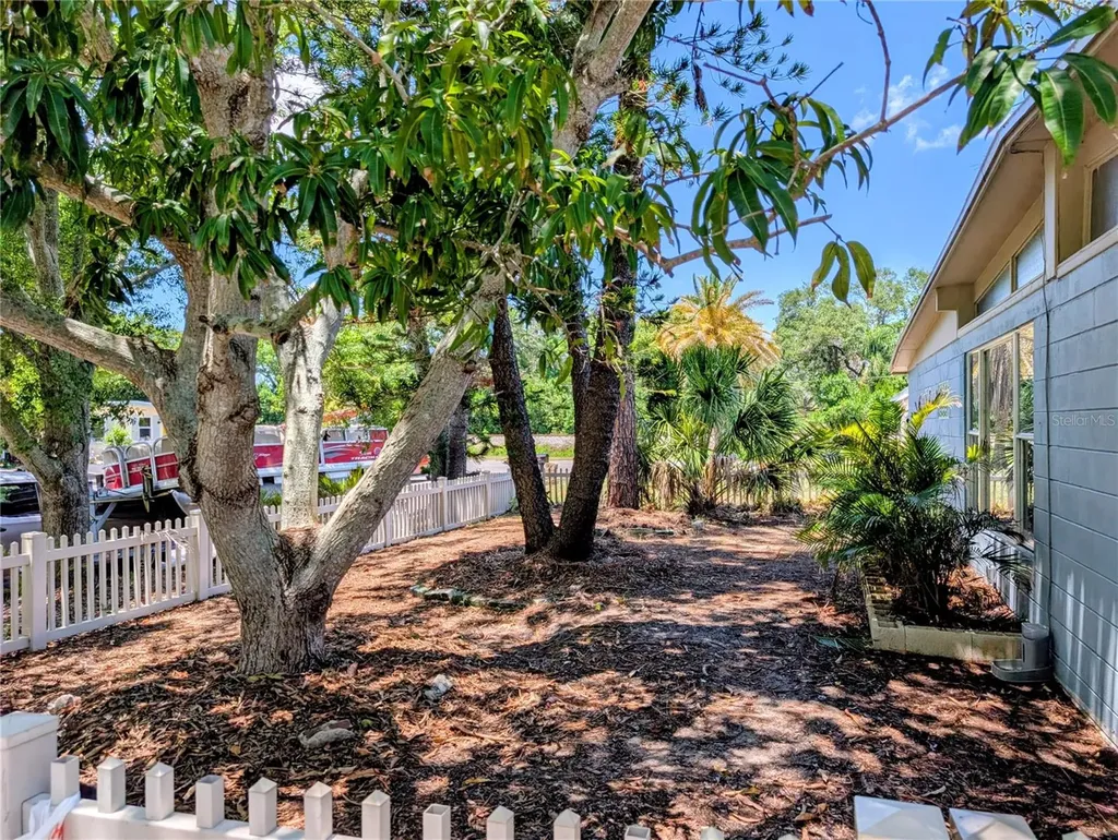 1519 Chandler Avenue Clearwater FL 33755