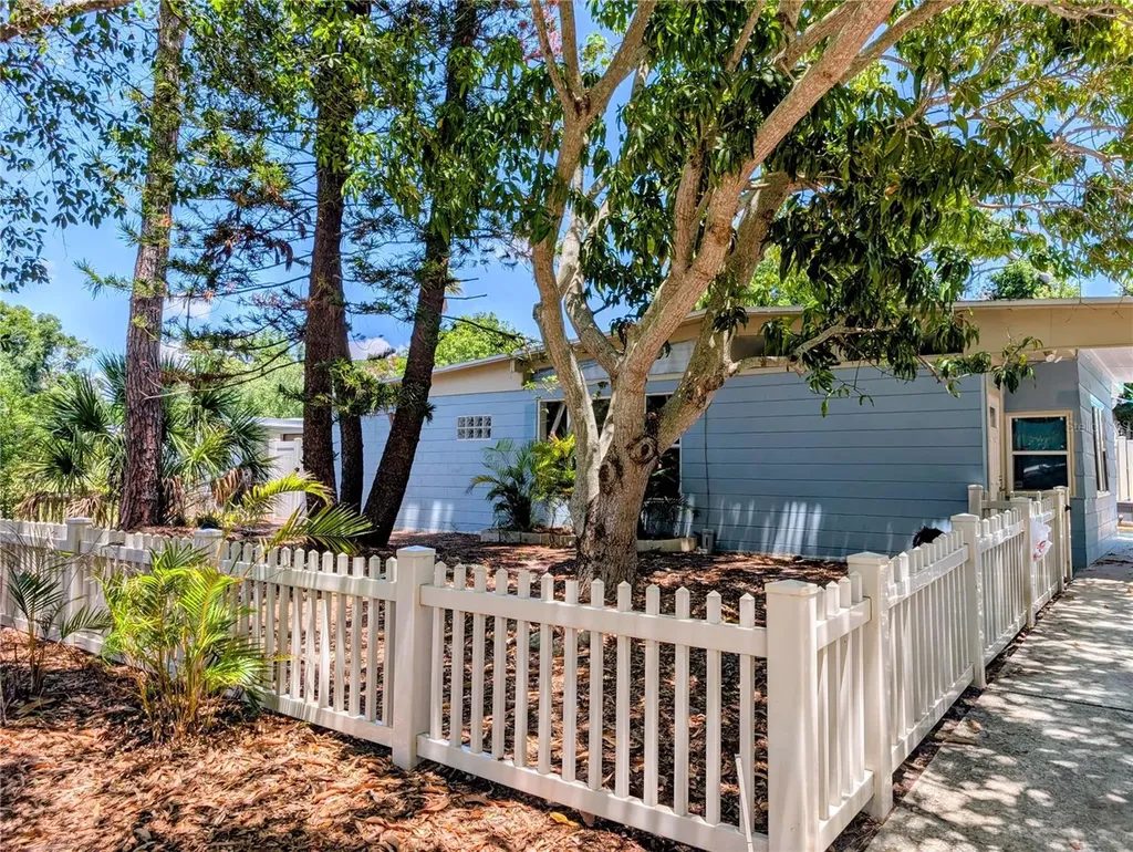 1519 Chandler Avenue Clearwater FL 33755