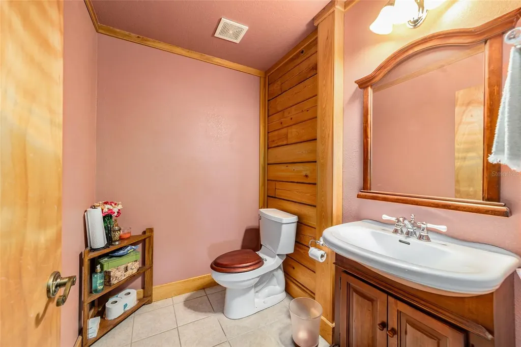 1230 SW Valencia Heights Avenue Dunnellon FL 34431