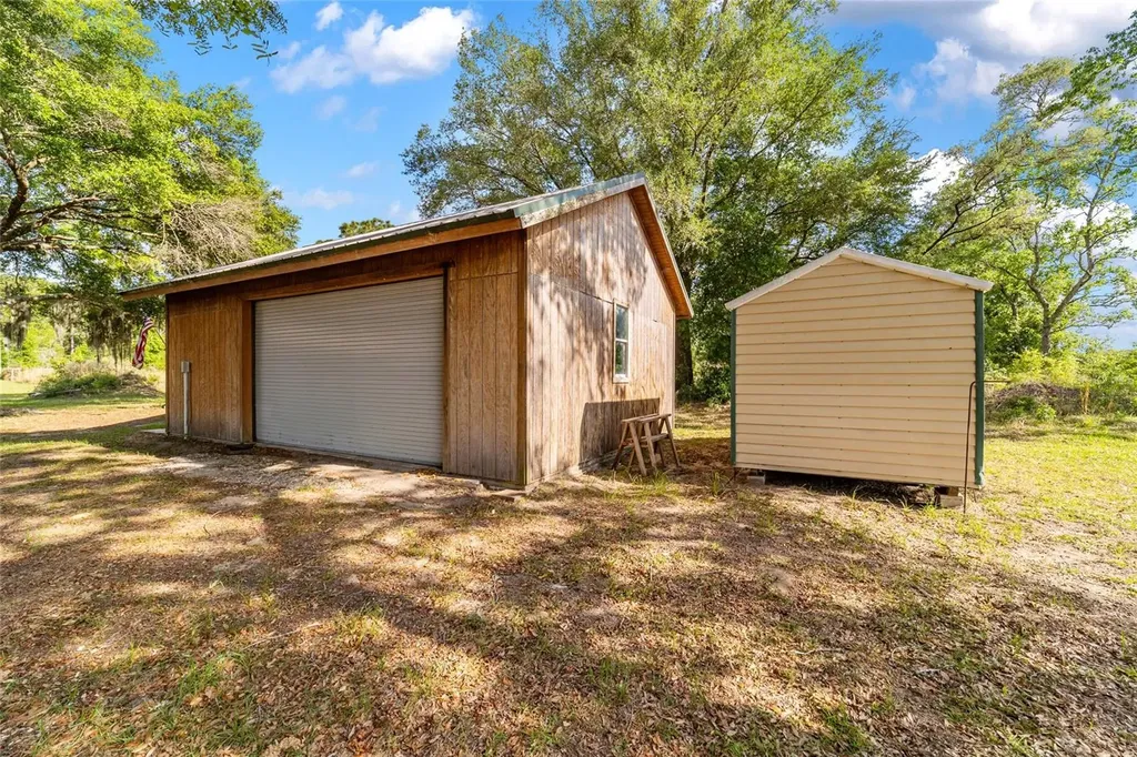 1230 SW Valencia Heights Avenue Dunnellon FL 34431