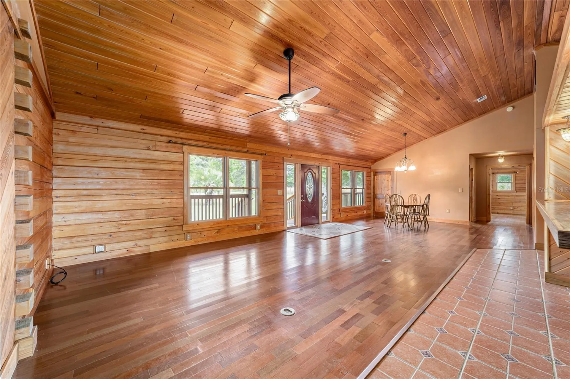 1230 SW Valencia Heights Avenue Dunnellon FL 34431