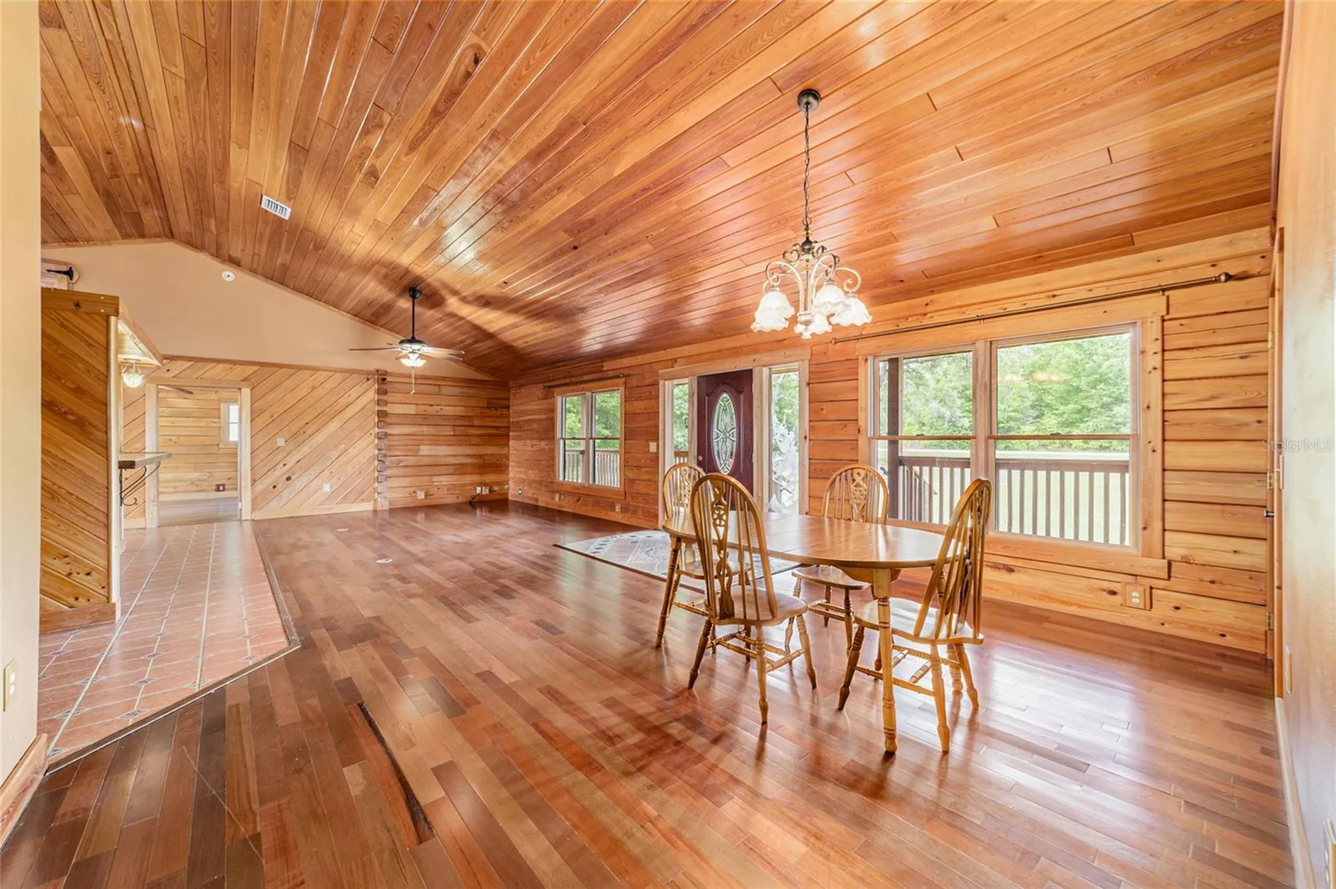 1230 SW Valencia Heights Avenue Dunnellon FL 34431