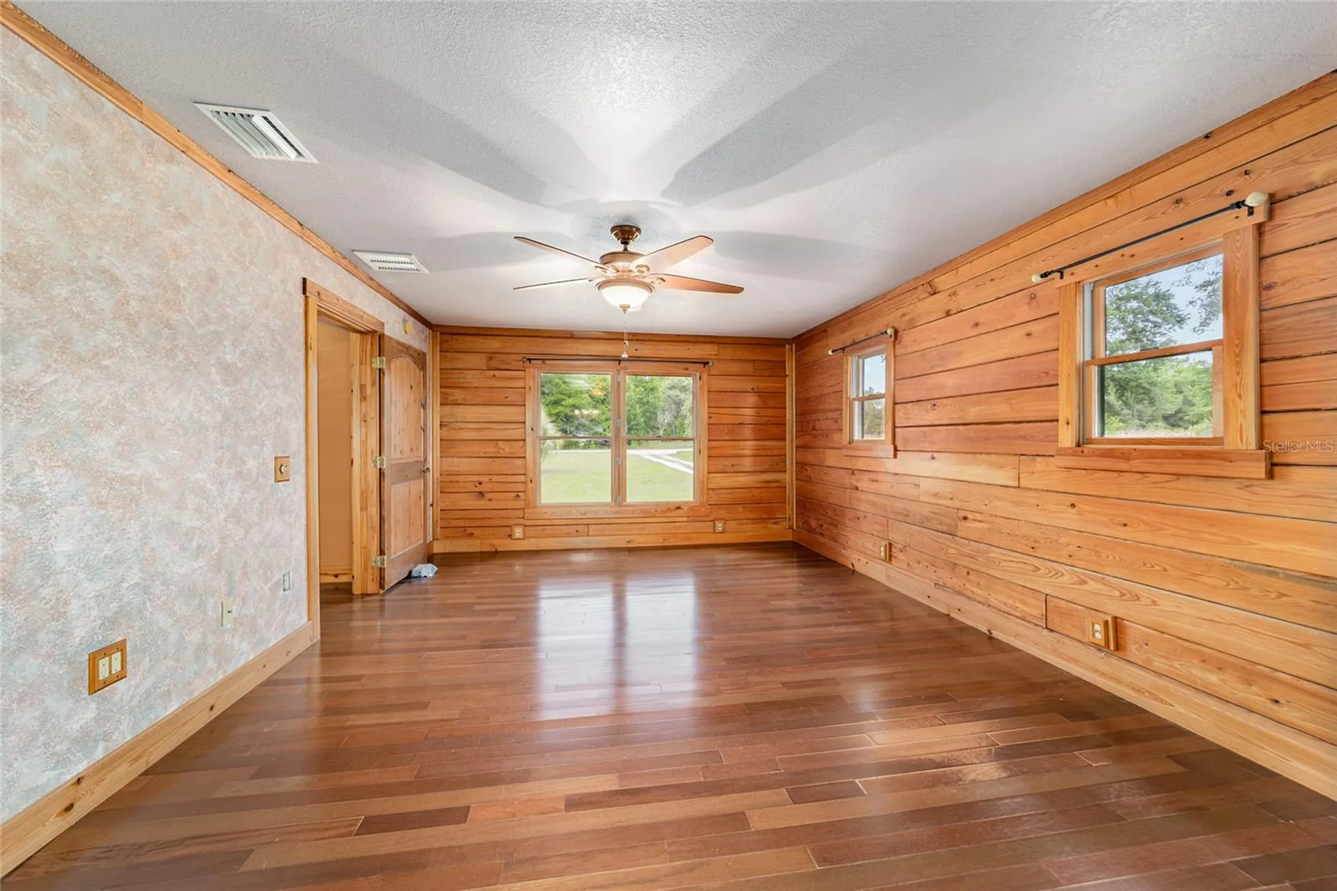1230 SW Valencia Heights Avenue Dunnellon FL 34431