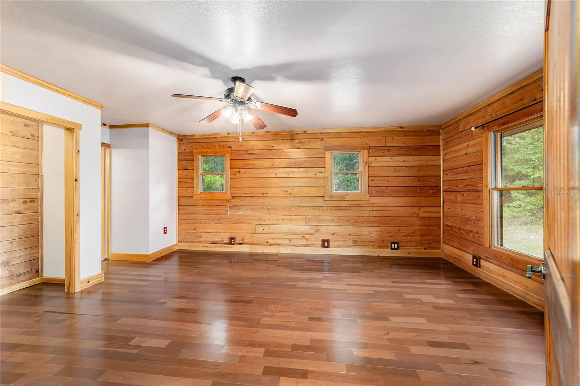 1230 SW Valencia Heights Avenue Dunnellon FL 34431