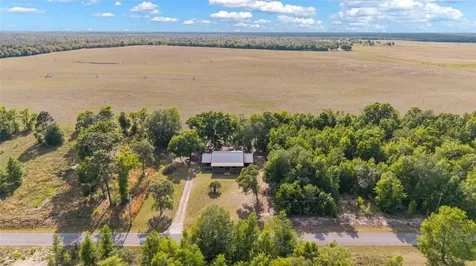 1230 SW Valencia Heights Avenue Dunnellon FL 34431