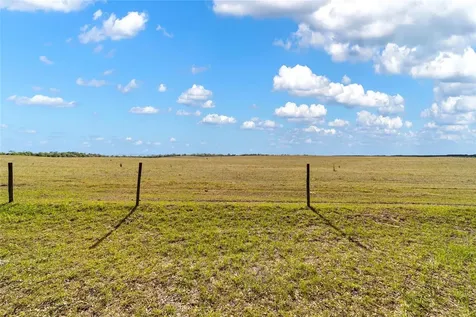 1230 SW Valencia Heights Avenue Dunnellon FL 34431