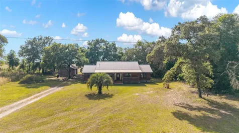1230 SW Valencia Heights Avenue Dunnellon FL 34431