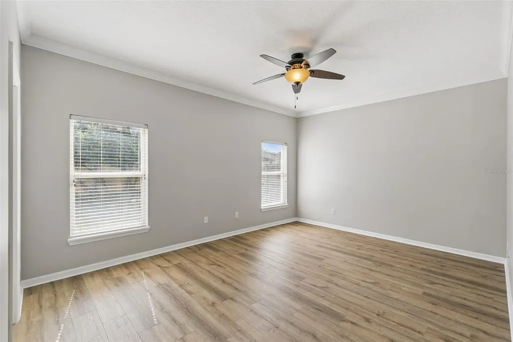 10513 Leader Lane Orlando FL 32825