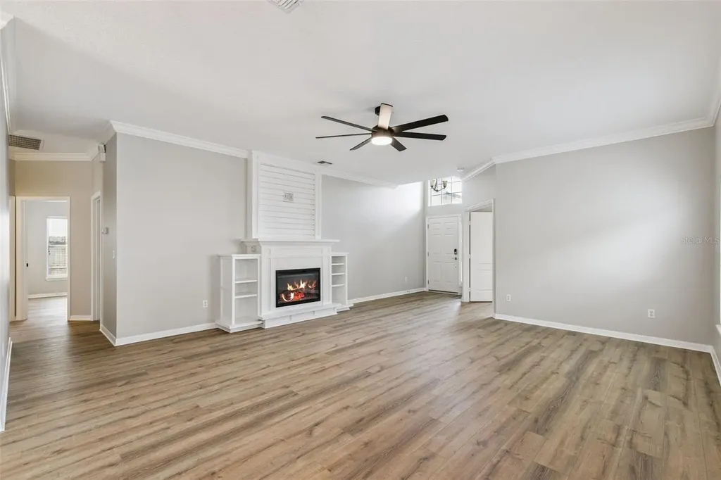 10513 Leader Lane Orlando FL 32825